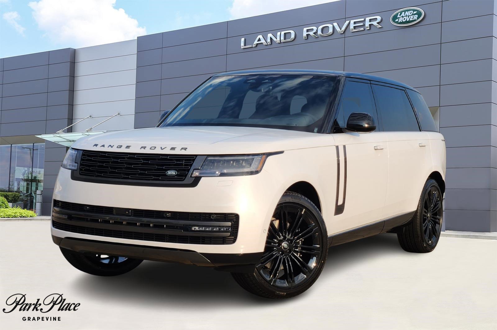 New 2025 Land Rover Range Rover Long Wheelbase SE