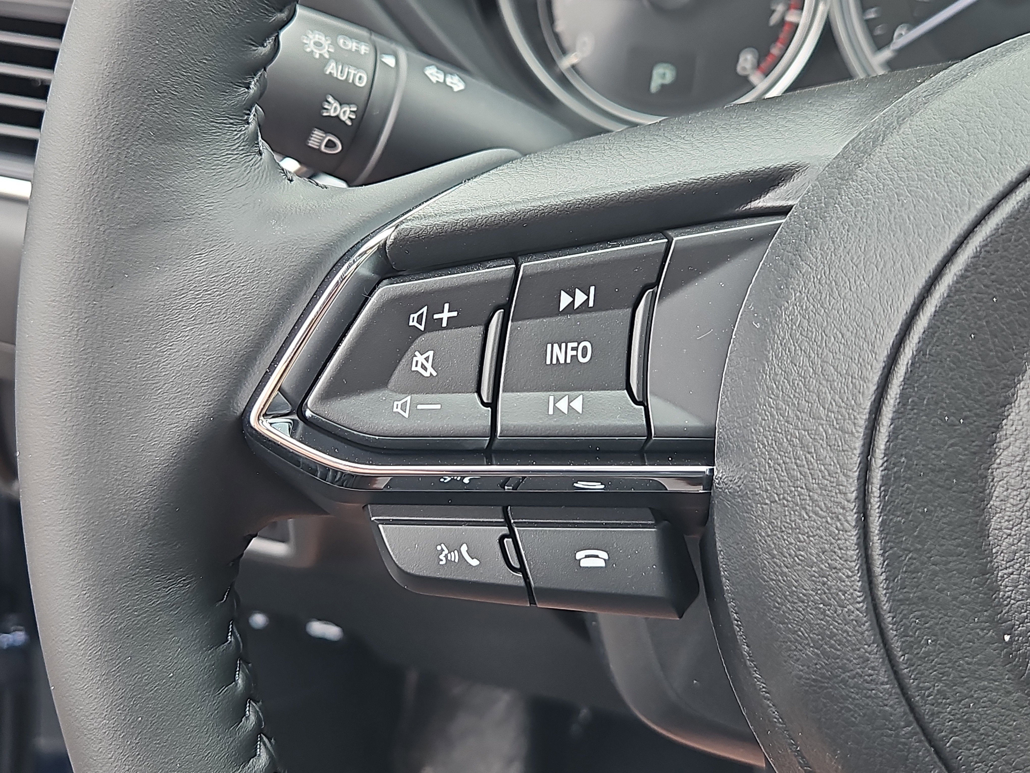 New 2025 MAZDA CX-5 AWD 2.5 S w/ Preferred Package image 15