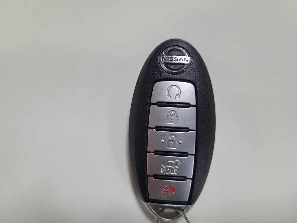 Used 2020 Nissan Rogue SV FWD image 32