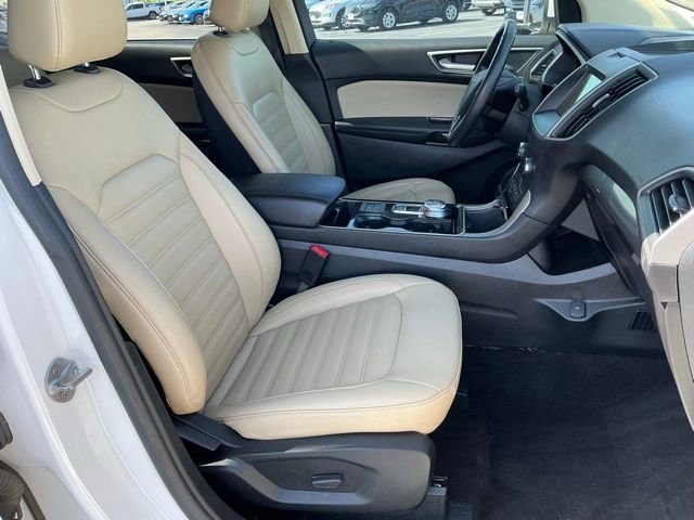 Used 2020 Ford Edge SEL FWD image 25