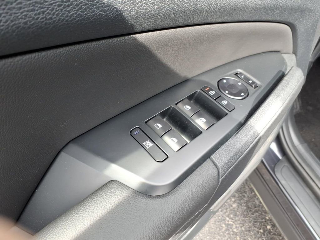 New 2026 Kia Sportage EX AWD/4WD image 14