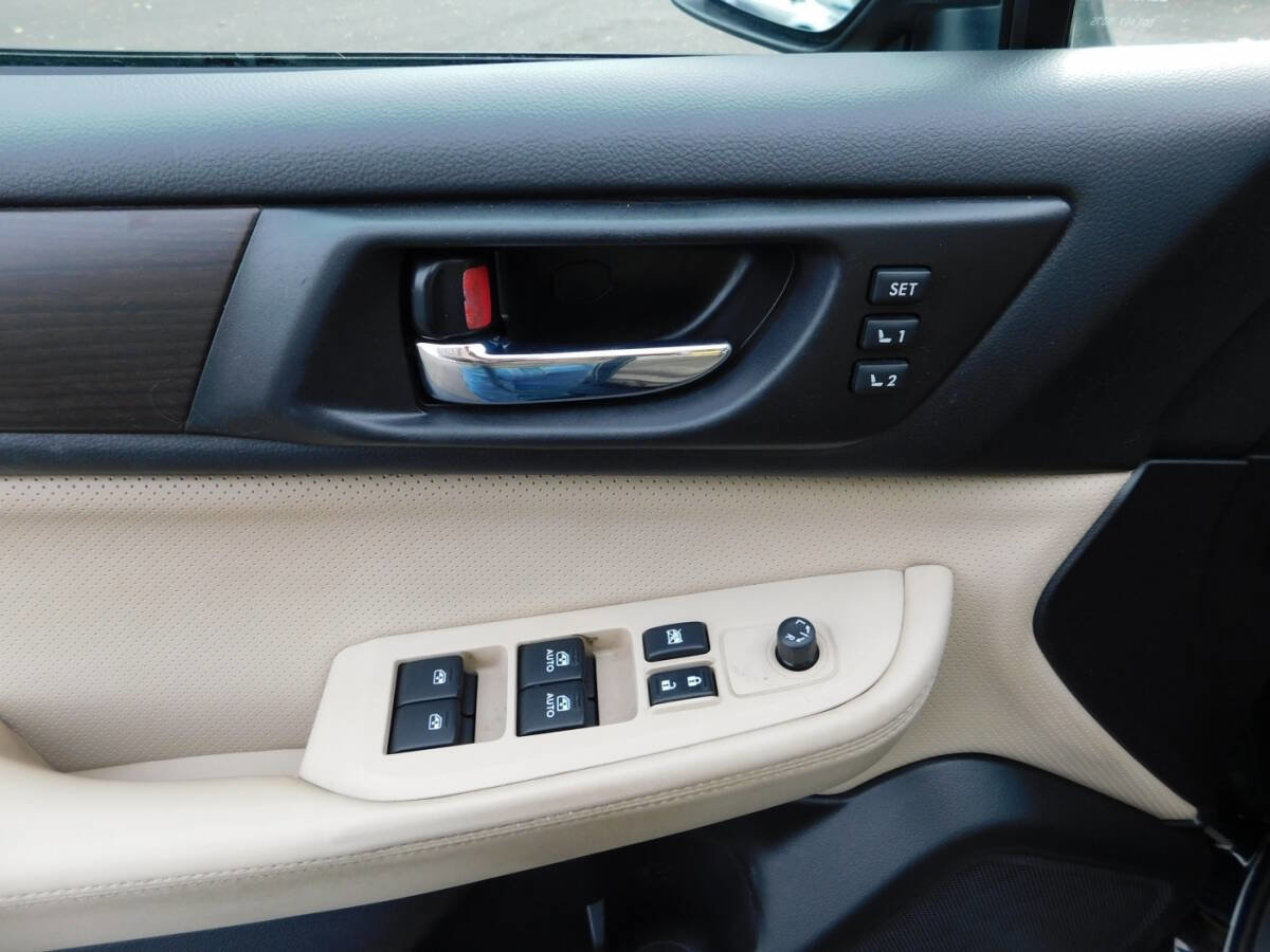 Used 2017 Subaru Legacy 2.5i Limited w/ Popular Package #4 image 19