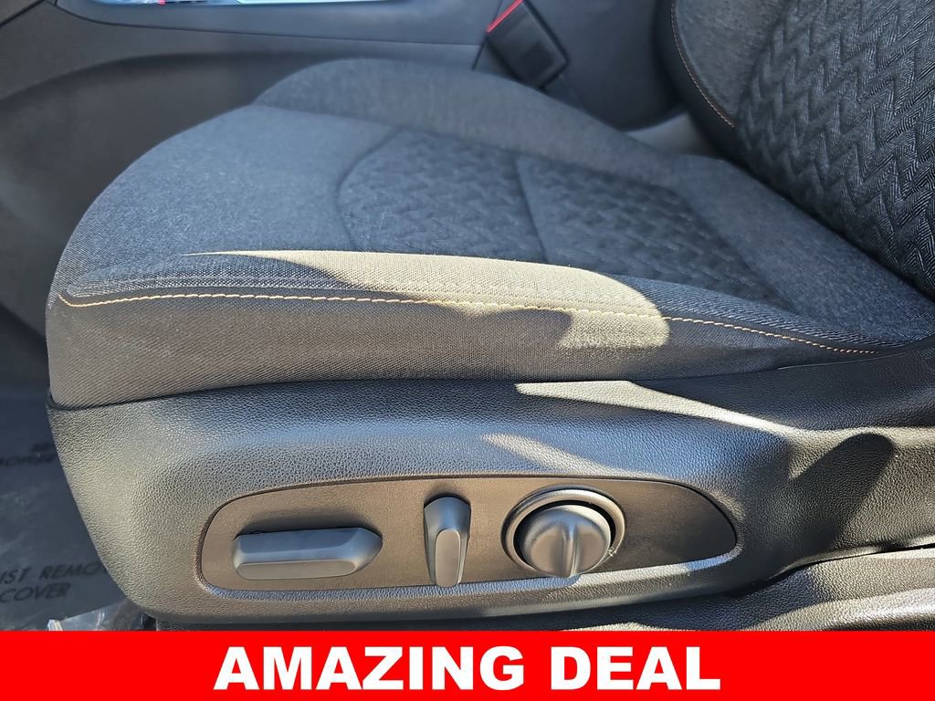 Used 2022 Chevrolet Equinox LT image 29