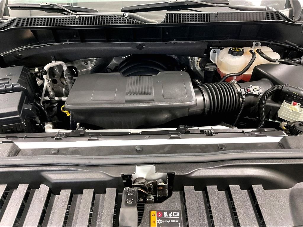Used 2023 Chevrolet Silverado 1500 LT AWD/4WD image 29