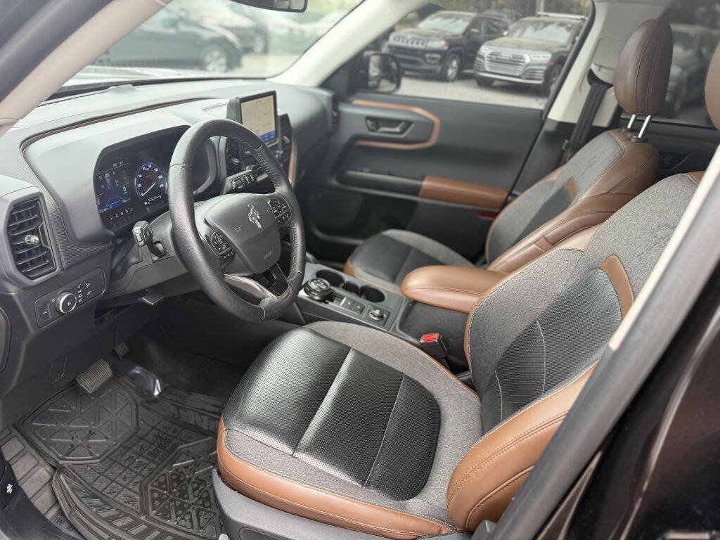 Used 2021 Ford Bronco Sport Outer Banks AWD/4WD image 16