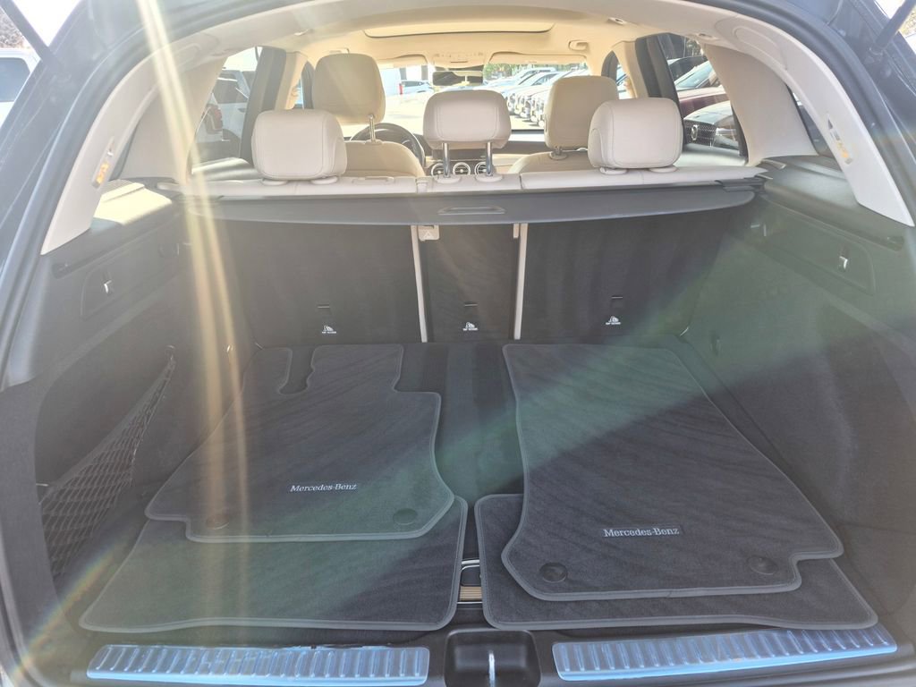 Used 2022 Mercedes-Benz GLC 300 image 16