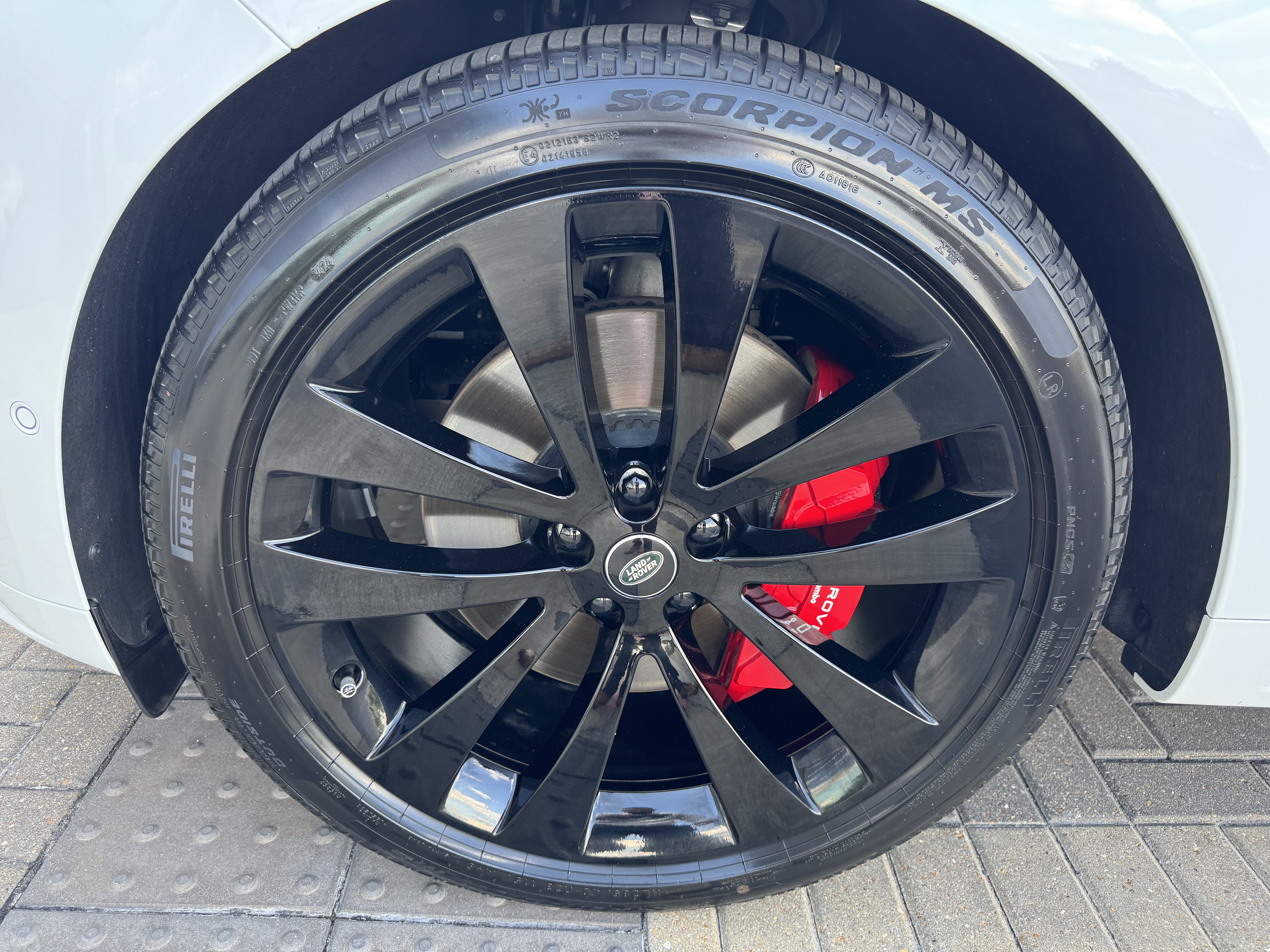 Certified 2025 Land Rover Range Rover Sport Autobiography AWD/4WD image 9