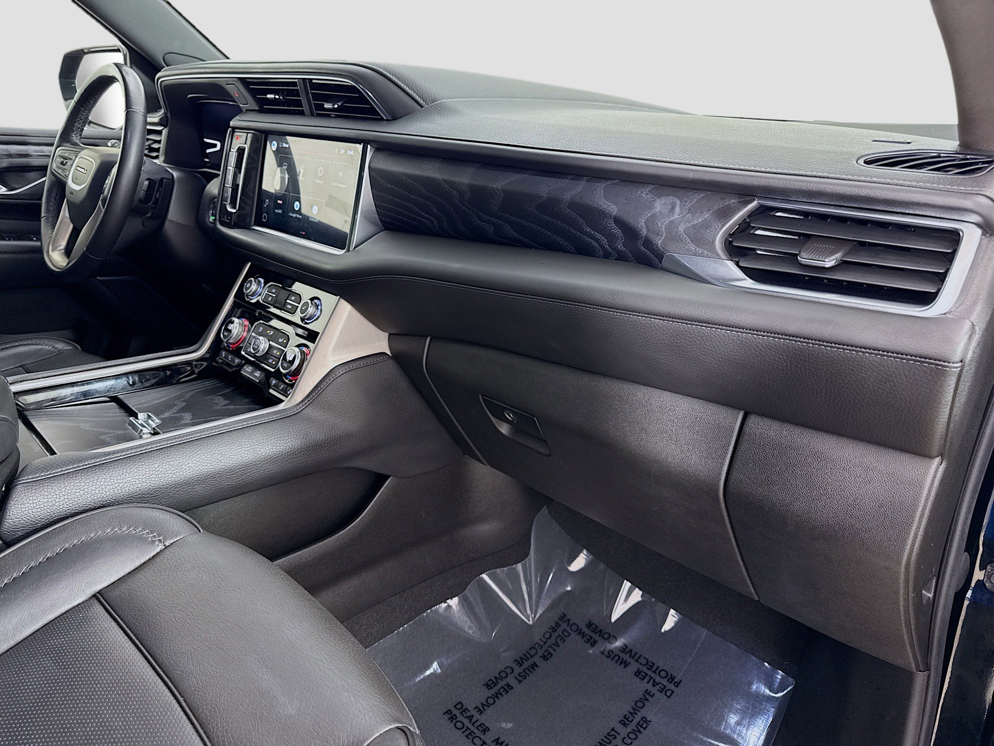 Used 2022 GMC Yukon Denali image 31