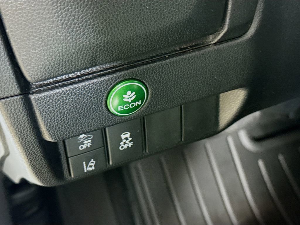 Used 2020 Honda Fit EX-L image 10