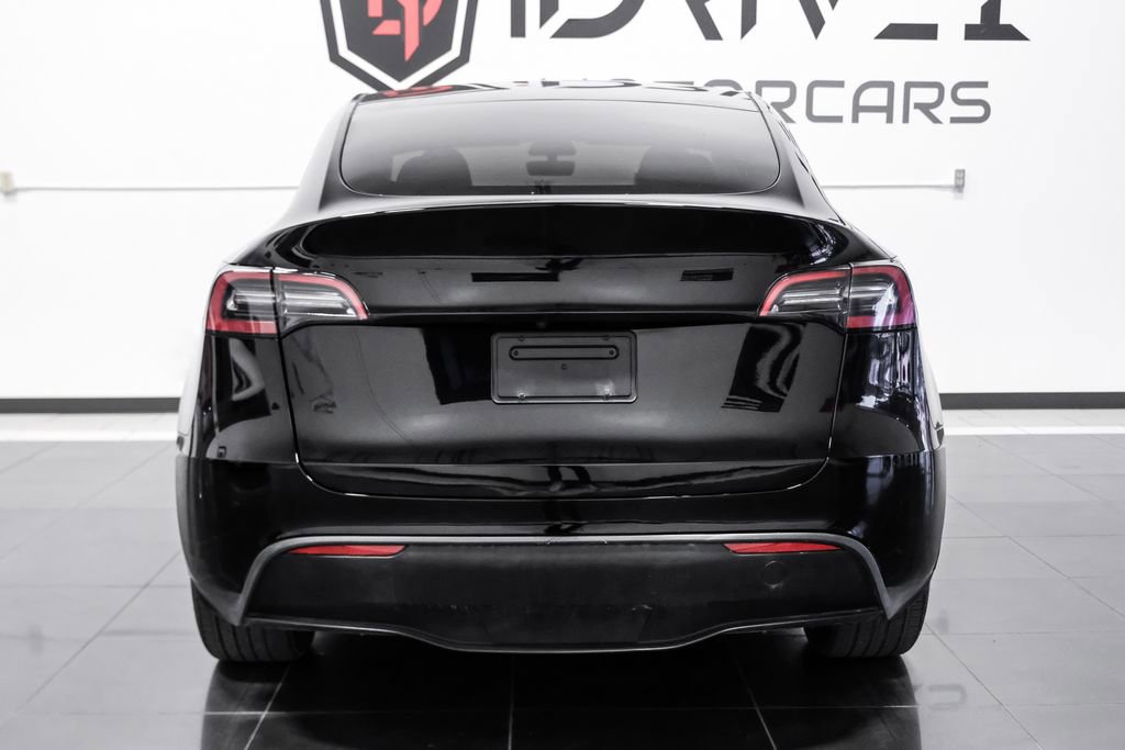 Used 2023 Tesla Model Y Long Range AWD/4WD image 10