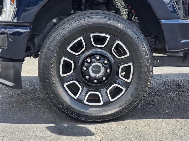 Used 2025 Ford F350 Platinum AWD/4WD image 36