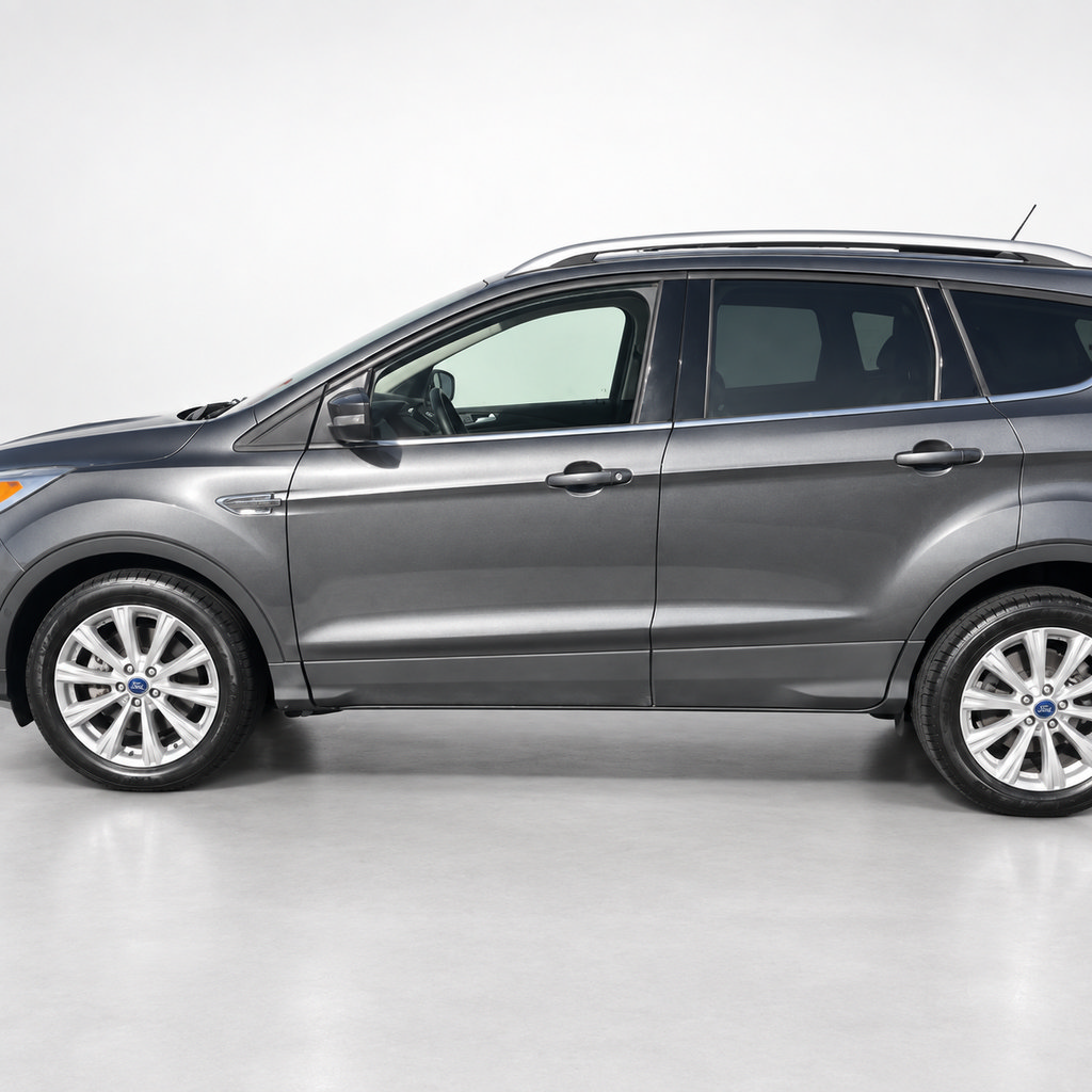 Used 2018 Ford Escape Titanium w/ Ford Safe & Smart Package AWD/4WD image 8