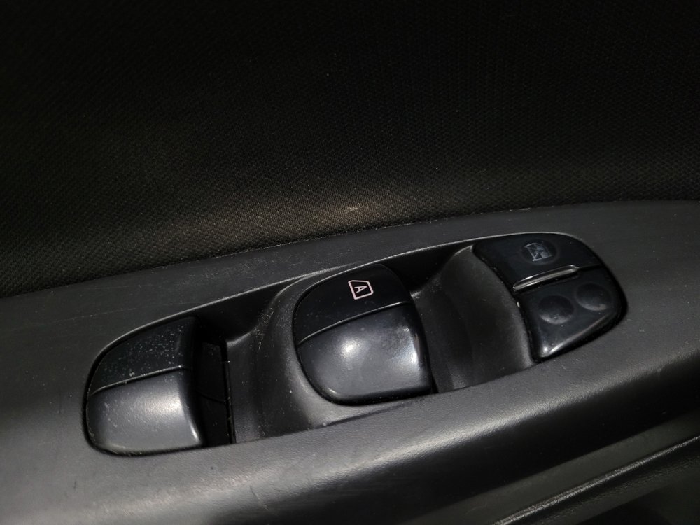 Used 2019 Nissan Sentra S FWD image 27
