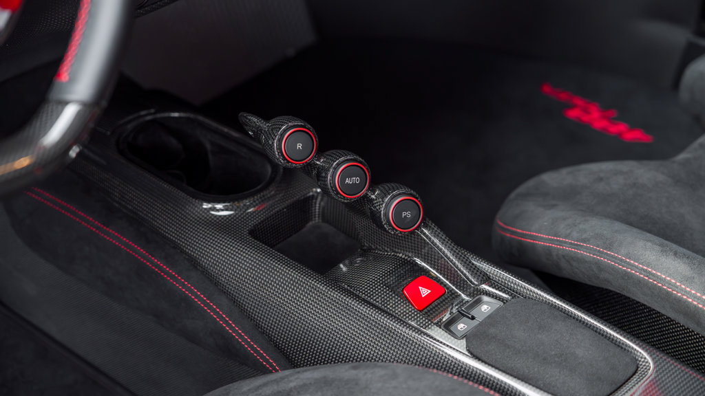 Used 2020 Ferrari 488 Pista Coupe RWD image 21