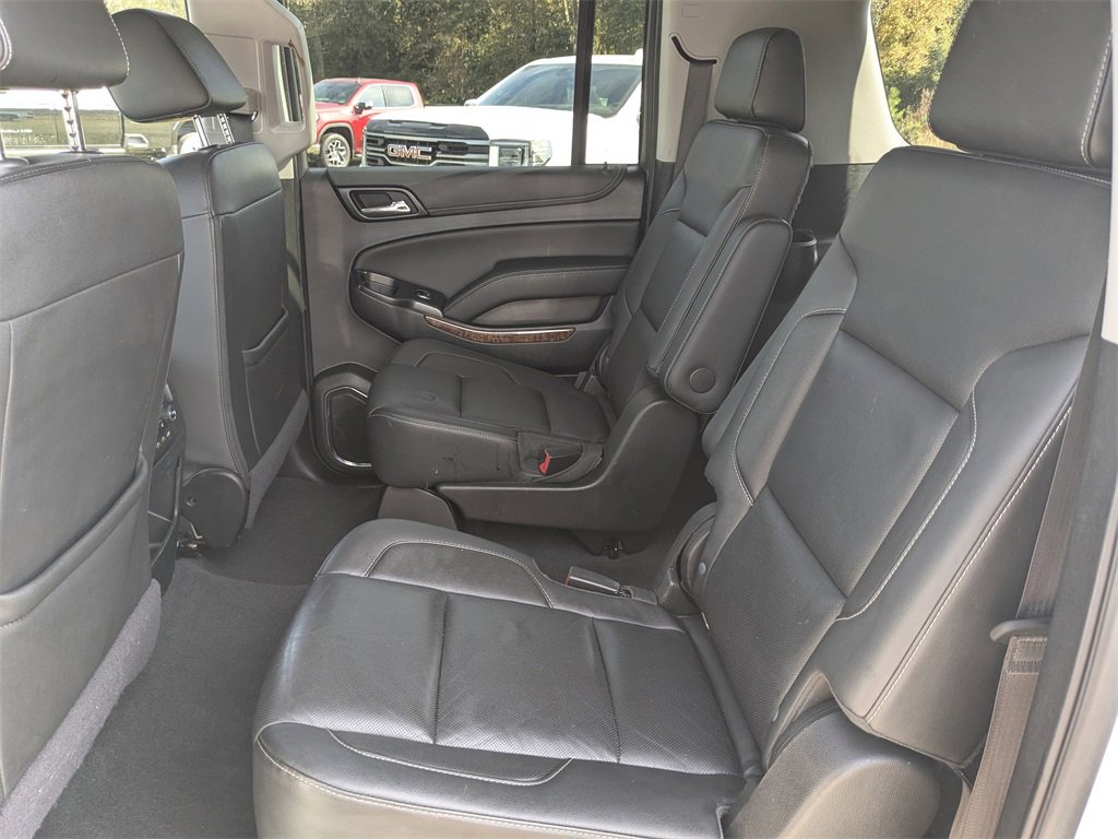 Used 2020 Chevrolet Suburban Premier image 13