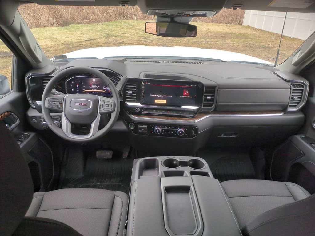 New 2026 GMC Sierra 3500 SLE w/ SLE Value Package AWD/4WD image 9