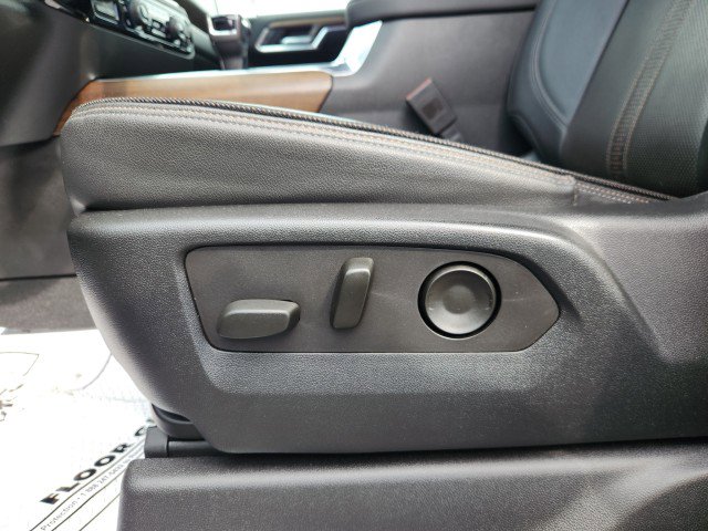 Used 2022 Chevrolet Silverado 1500 High Country w/ Z71 Off-Road Package image 37