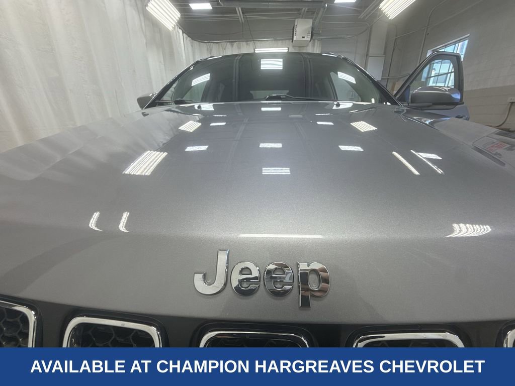 Used 2018 Jeep Compass Limited AWD/4WD image 40