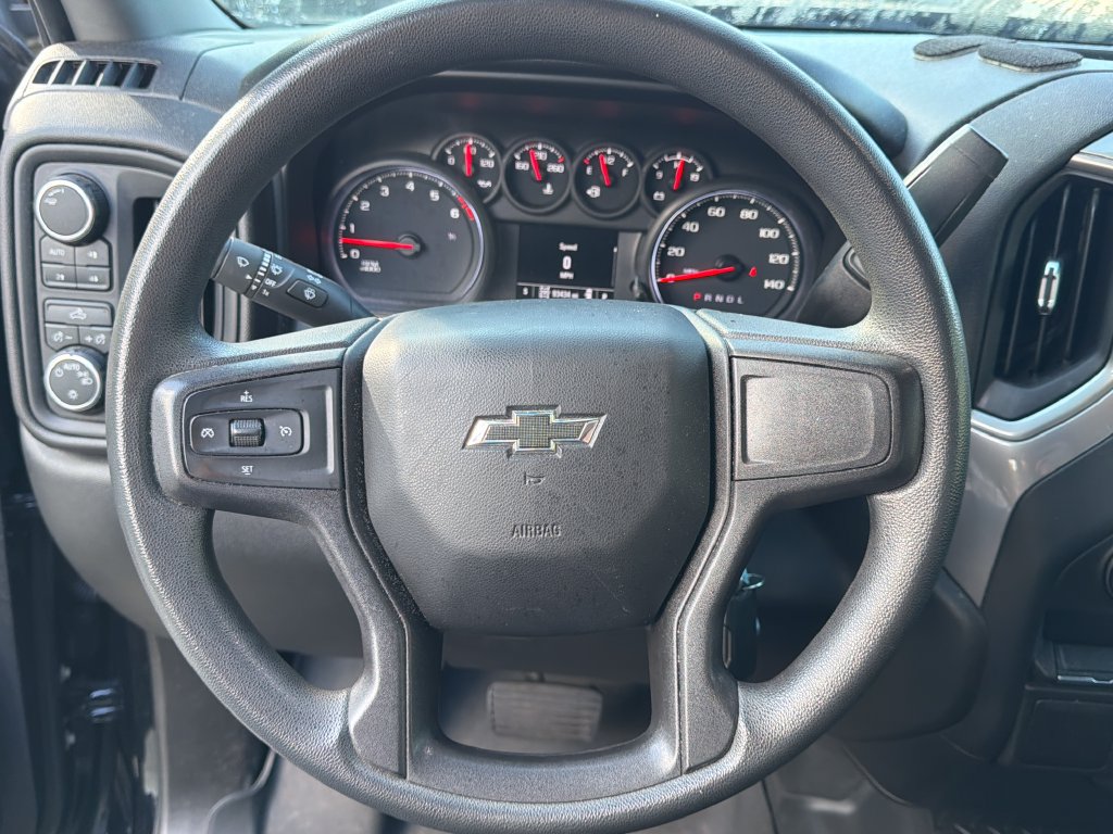 Used 2021 Chevrolet Silverado 1500 Custom Trail Boss w/ Midnight Edition AWD/4WD image 17