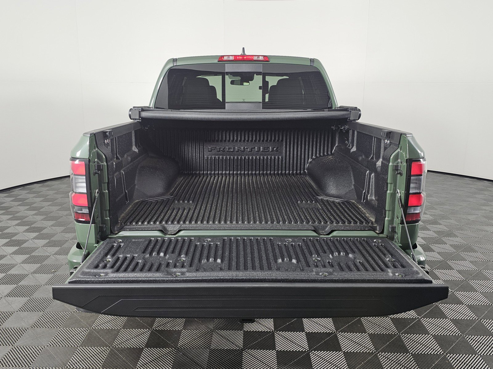 New 2026 Nissan Frontier SV image 18