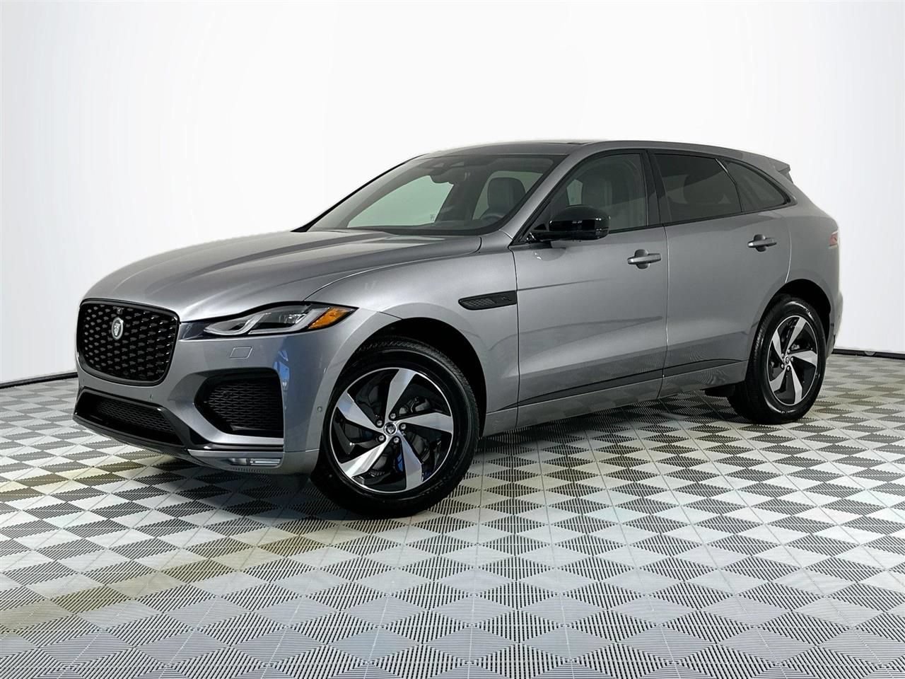 Certified 2026 Jaguar F-PACE R-Dynamic S AWD/4WD image 1