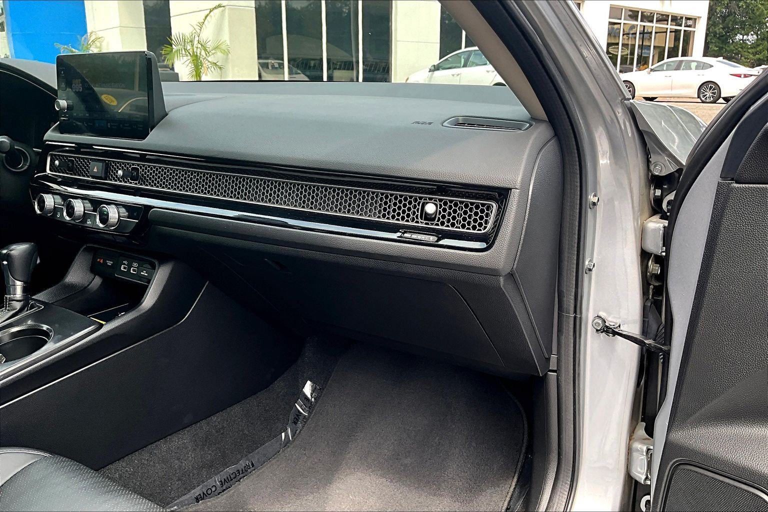 Used 2023 Honda Civic Touring image 16