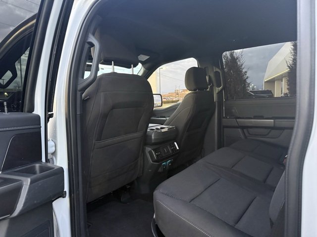 Used 2020 Ford Explorer XLT w/ Class III Trailer Tow Package image 17