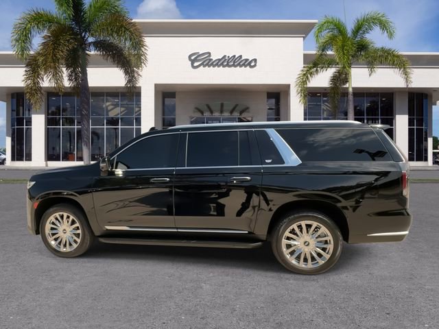 Used 2023 Cadillac Escalade ESV Premium Luxury RWD image 9