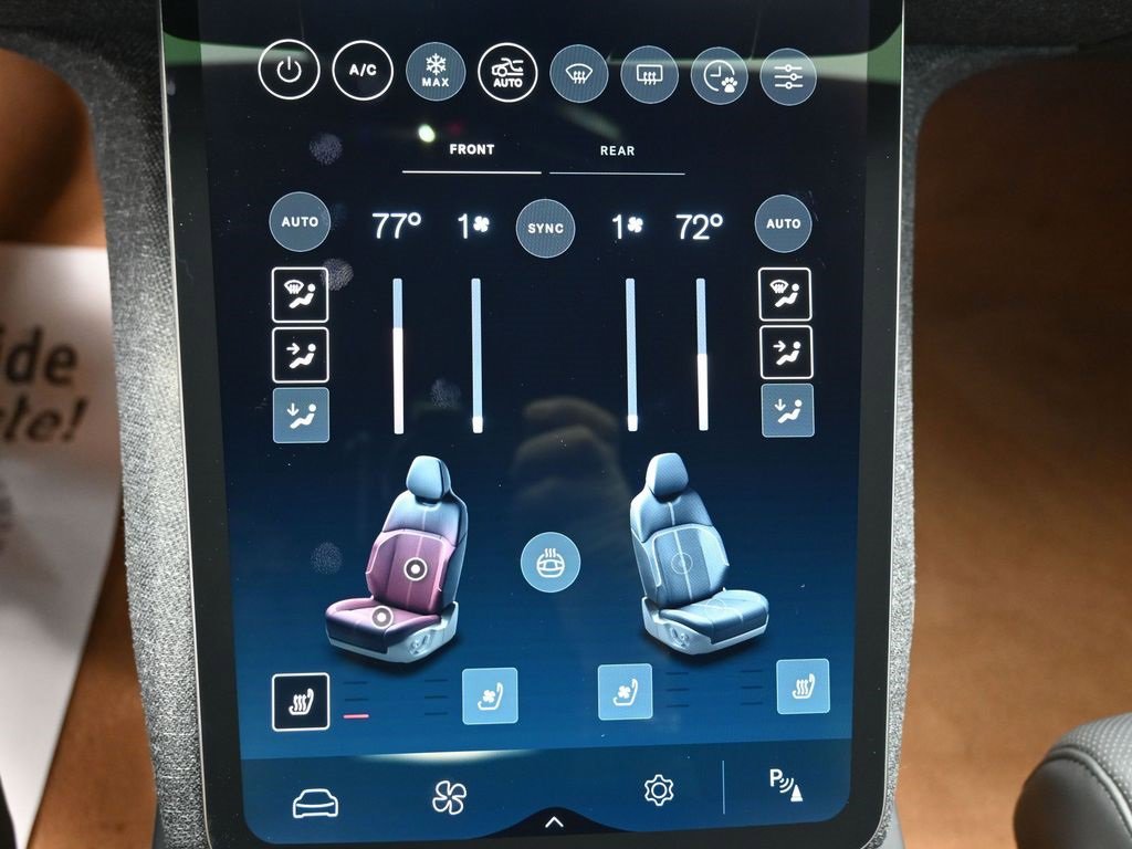 Used 2024 Lucid Air Touring image 27