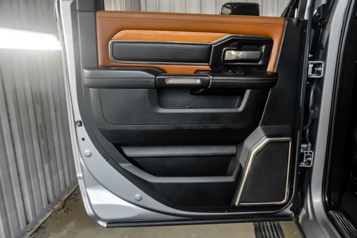 Used 2022 RAM 3500 Limited AWD/4WD image 41