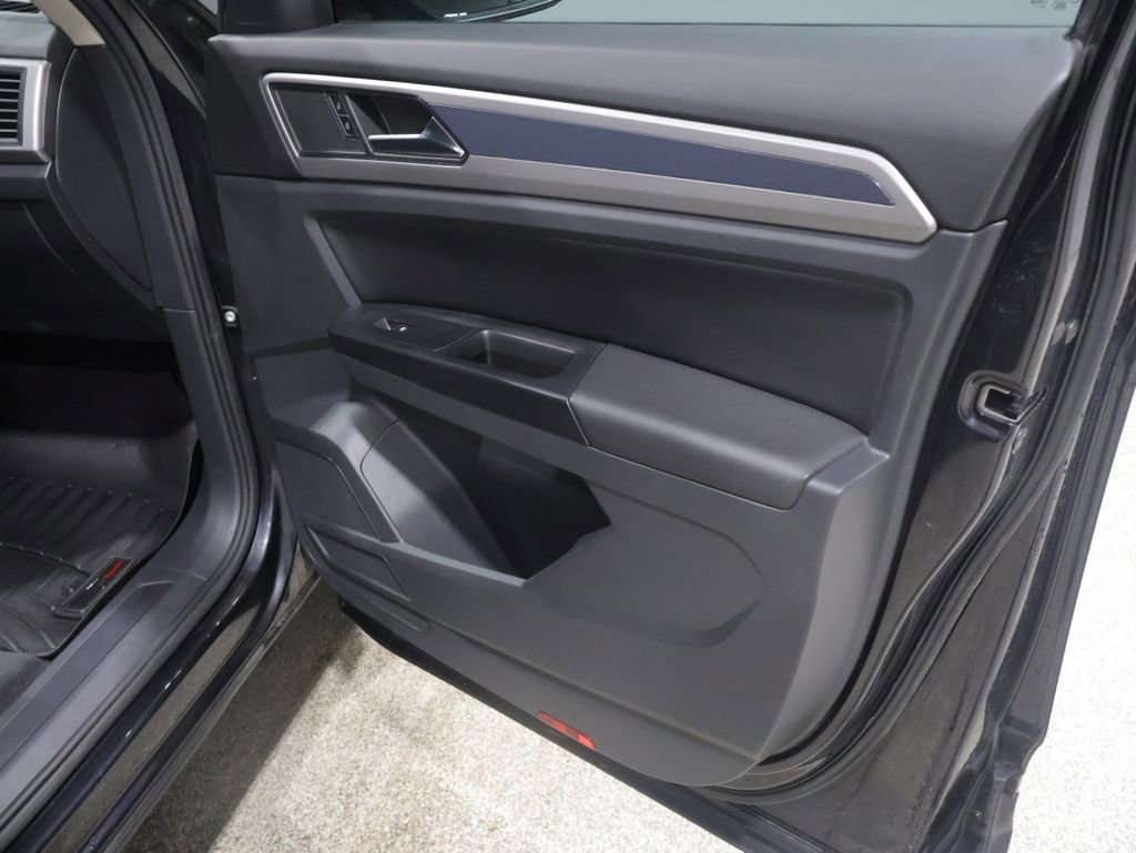 Used 2021 Volkswagen Atlas SE image 26