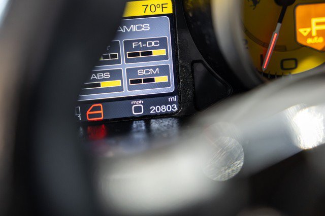 Used 2010 Ferrari 458 Italia Coupe RWD image 49