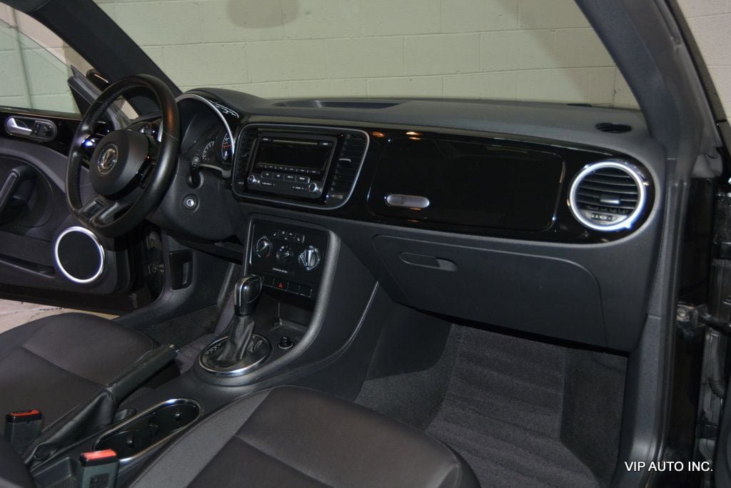 Used 2012 Volkswagen Beetle 2.5 FWD image 14