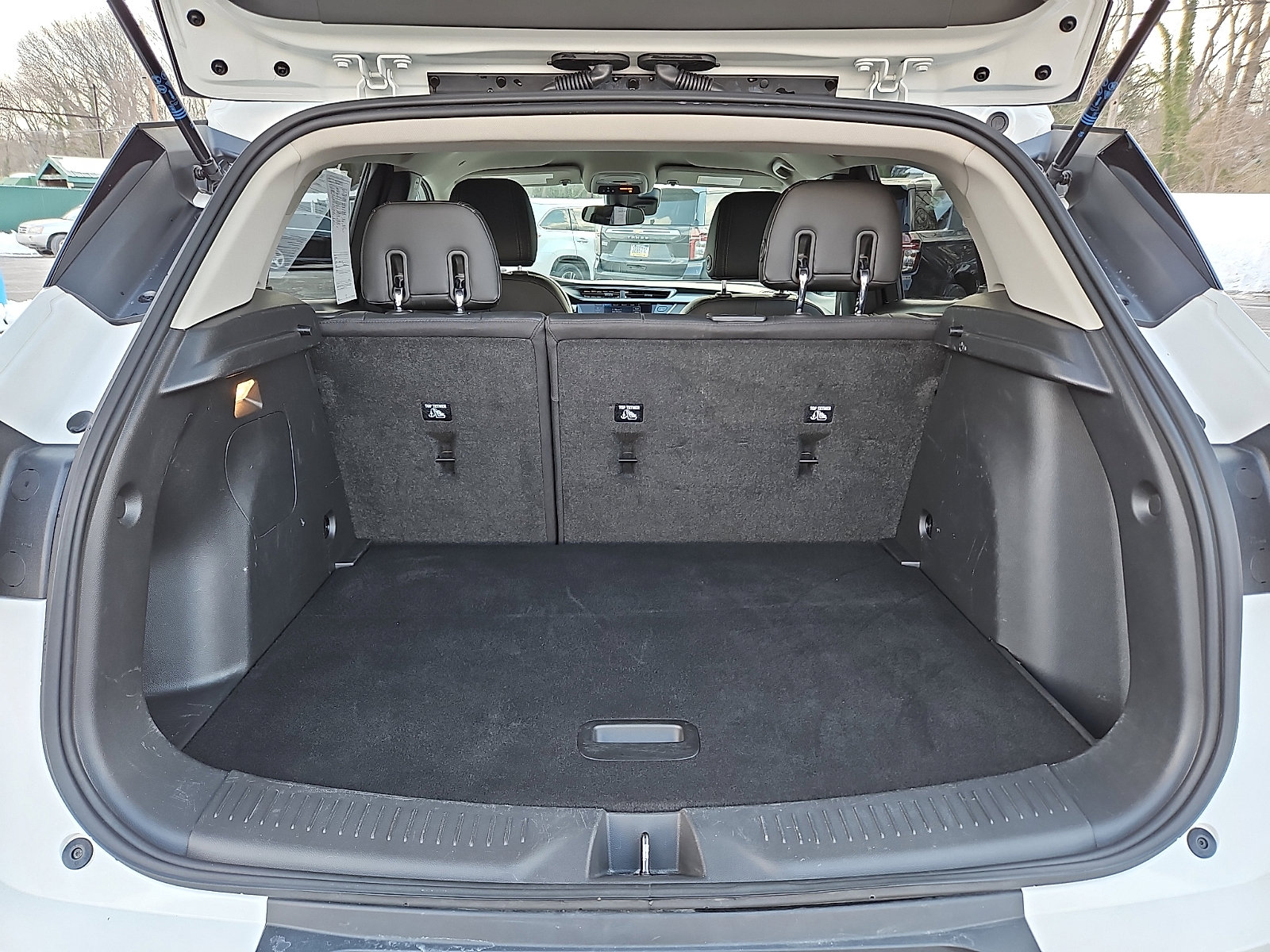 Used 2023 Buick Encore GX Select w/ Safety Package II image 29