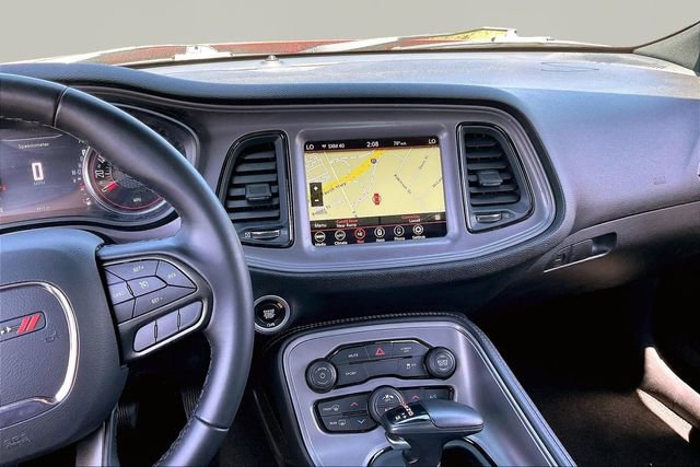 Used 2023 Dodge Challenger SXT image 9