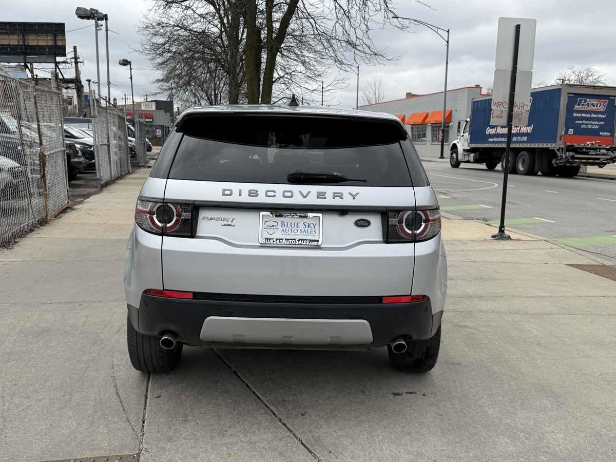 Used 2018 Land Rover Discovery Sport HSE AWD/4WD image 6