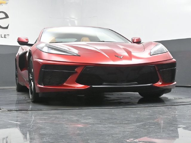 Used 2021 Chevrolet Corvette Stingray Preferred Cpe w/ 2LT RWD image 3