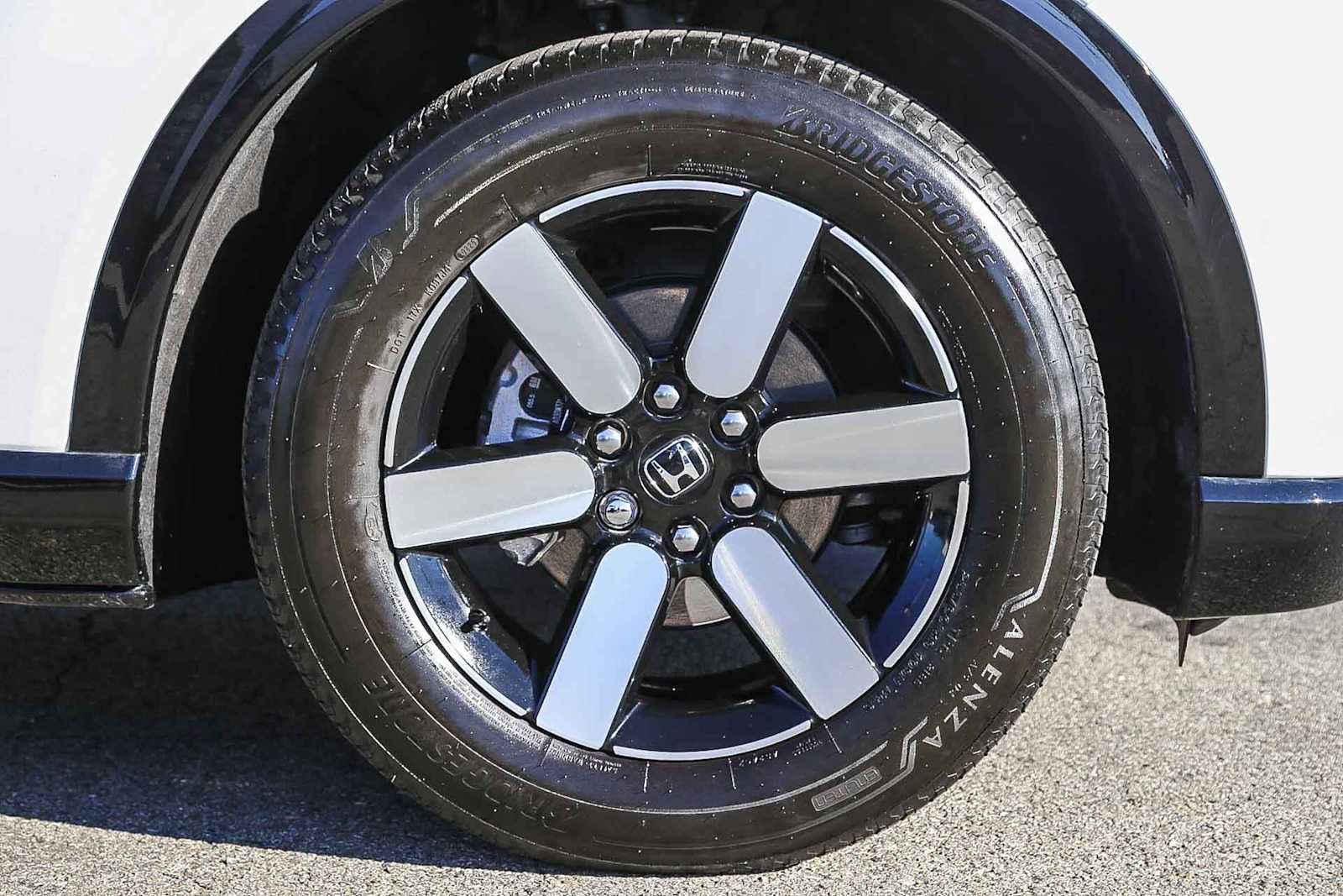 Certified 2025 Honda Prologue Touring image 10