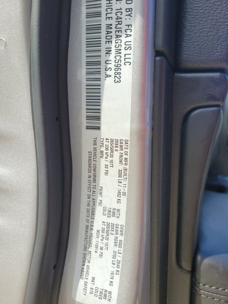 Used 2021 Jeep Grand Cherokee Laredo X RWD image 36