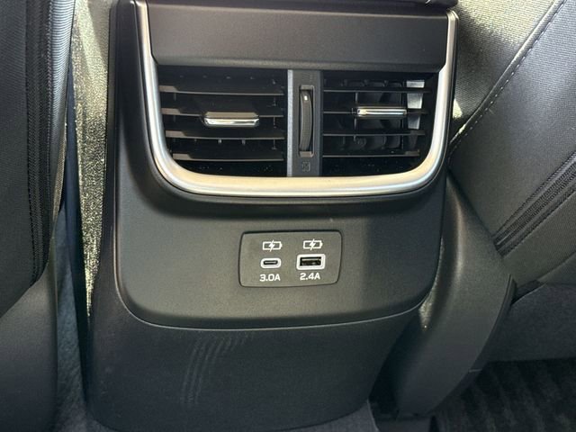 Certified 2025 Subaru Outback Premium AWD/4WD image 11