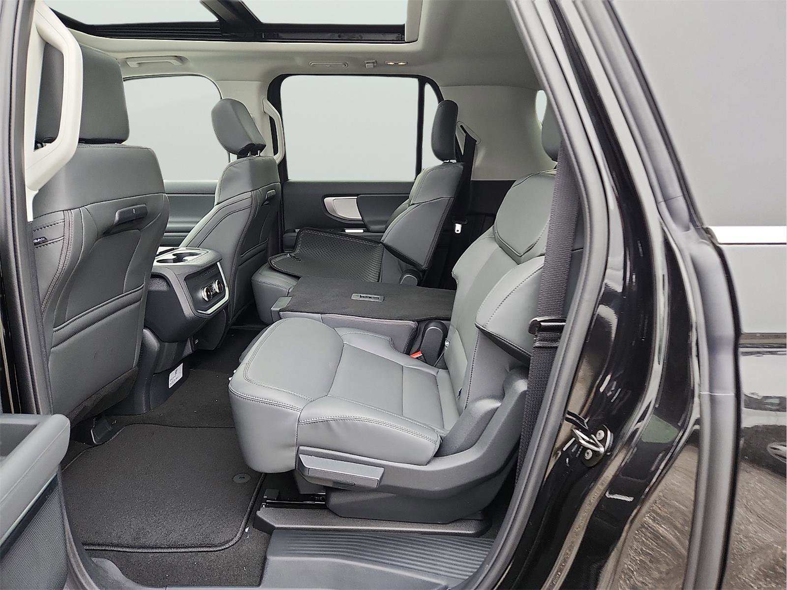 New 2026 Ford Expedition Max Active image 6