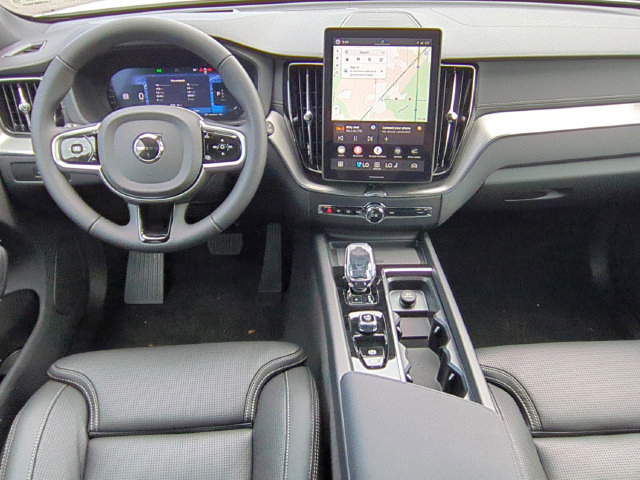 New 2026 Volvo XC60 B5 Ultra w/ Climate Package AWD/4WD image 12