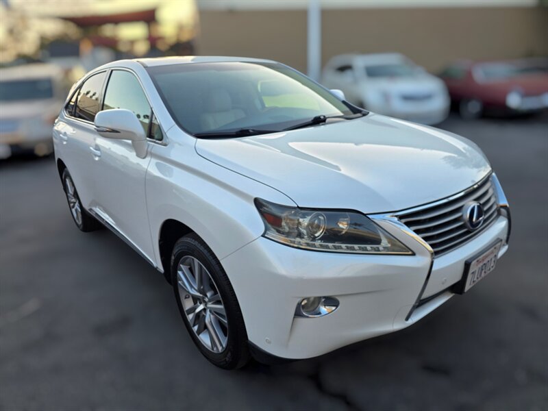 Used 2015 Lexus RX 450h FWD image 9