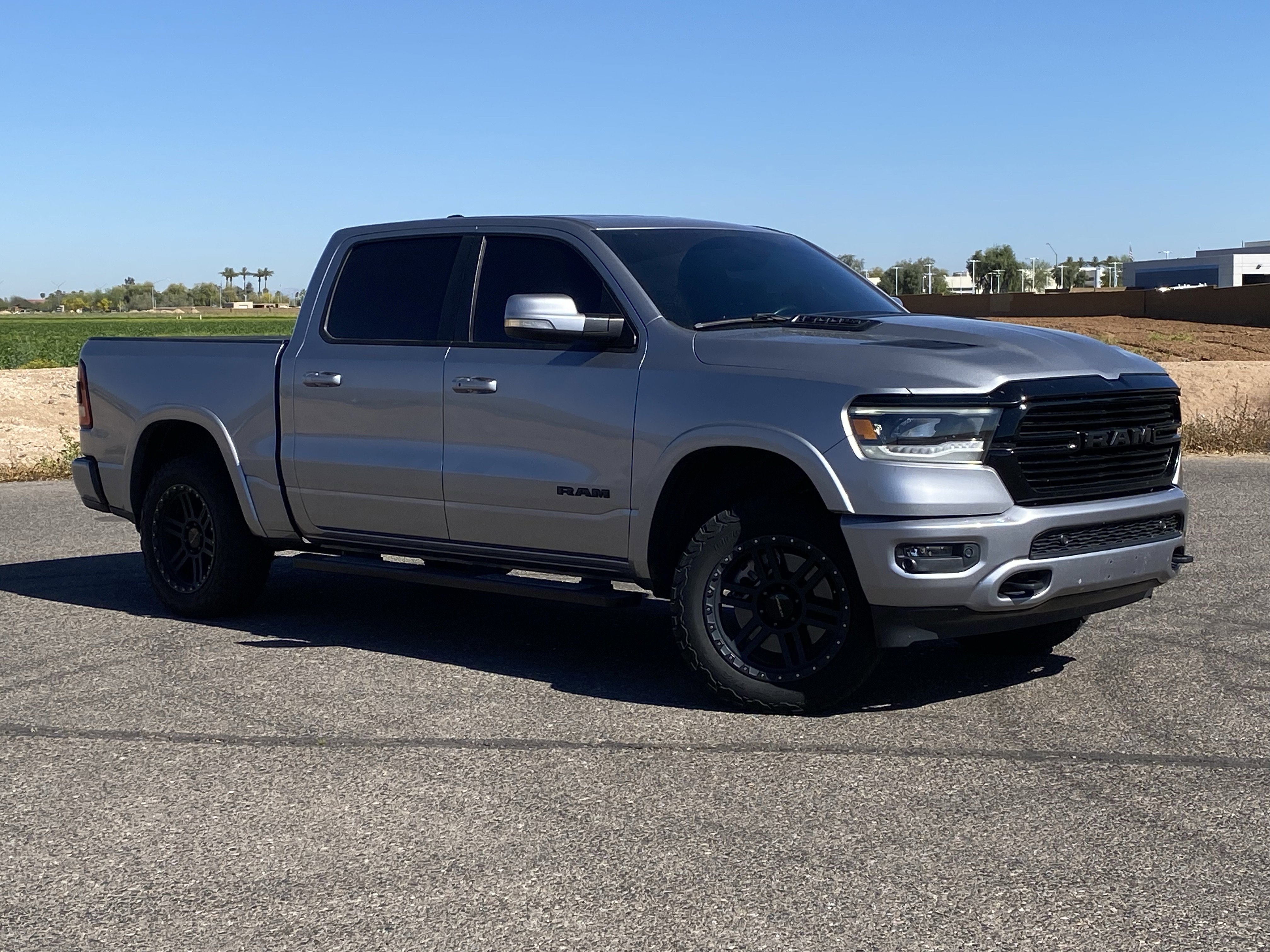 Used 2020 RAM 1500 Laramie image 31