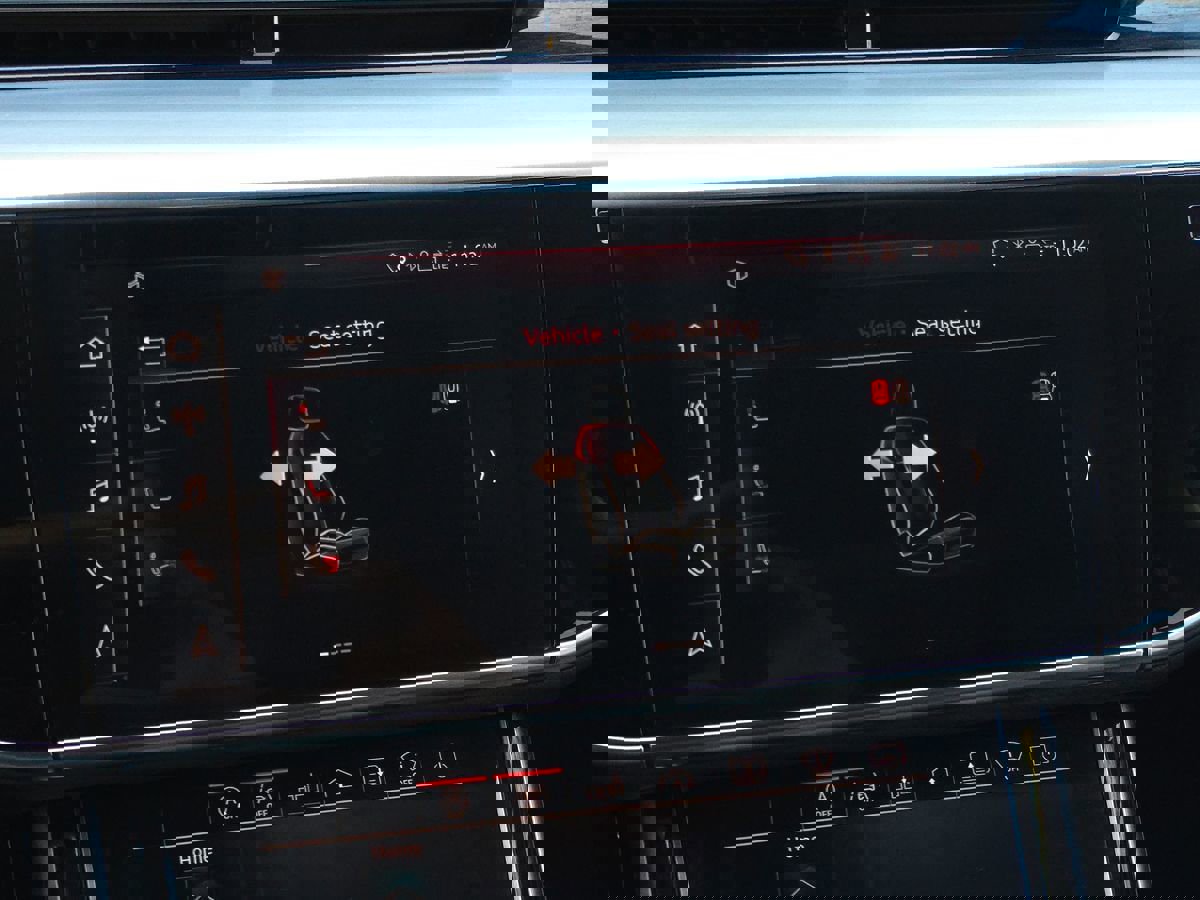 Used 2019 Audi A8 L 4.0T w/ First Edition Package image 44