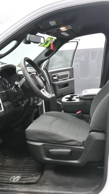 Used 2022 RAM 1500 Classic Warlock w/ Electronics Group AWD/4WD image 18