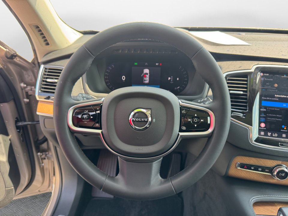 Certified 2024 Volvo XC90 B6 Plus w/ Protection Package AWD/4WD image 10