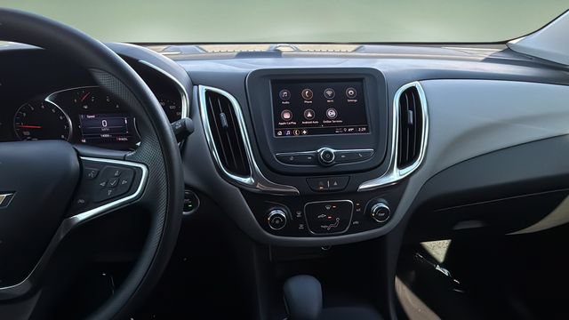 Used 2022 Chevrolet Equinox LS w/ LS Convenience Package FWD image 10