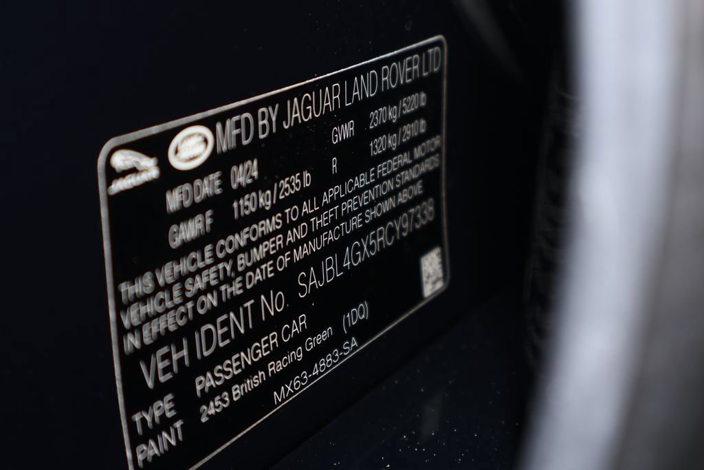 New 2024 Jaguar XF R-Dynamic SE AWD/4WD image 28