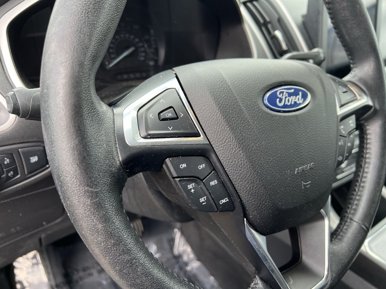 Used 2021 Ford Edge SEL AWD/4WD image 30